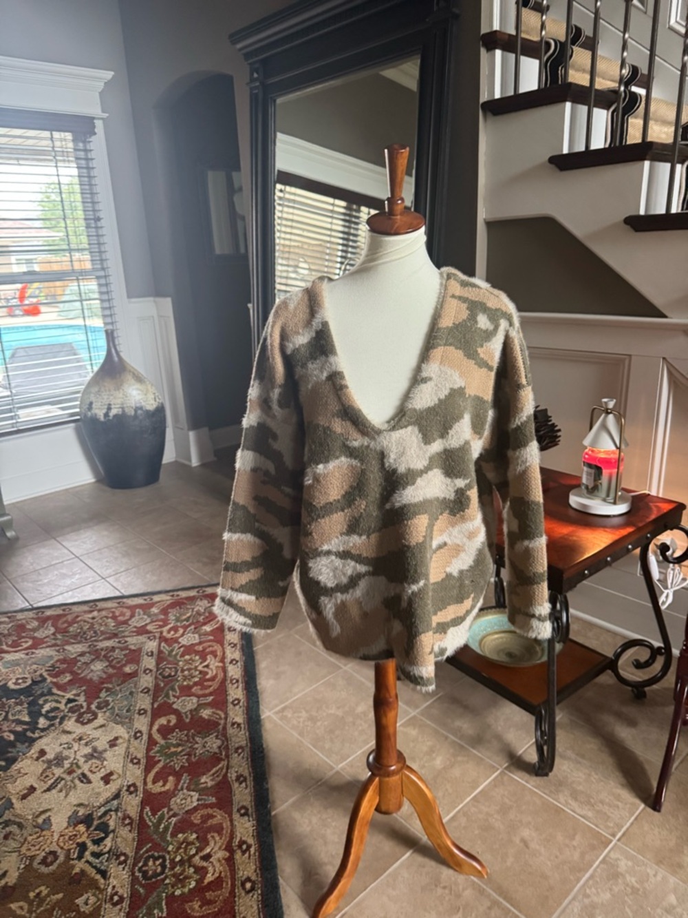 Off-the-Shoulder Camo V-Neck Sweater - Olive/Tan/Gray